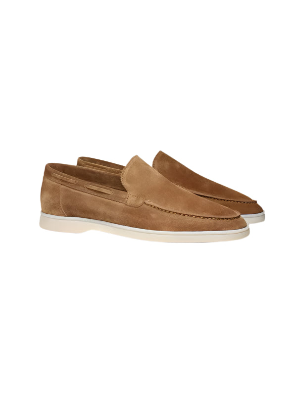 Flat-lay loafers with structured design and visible seams